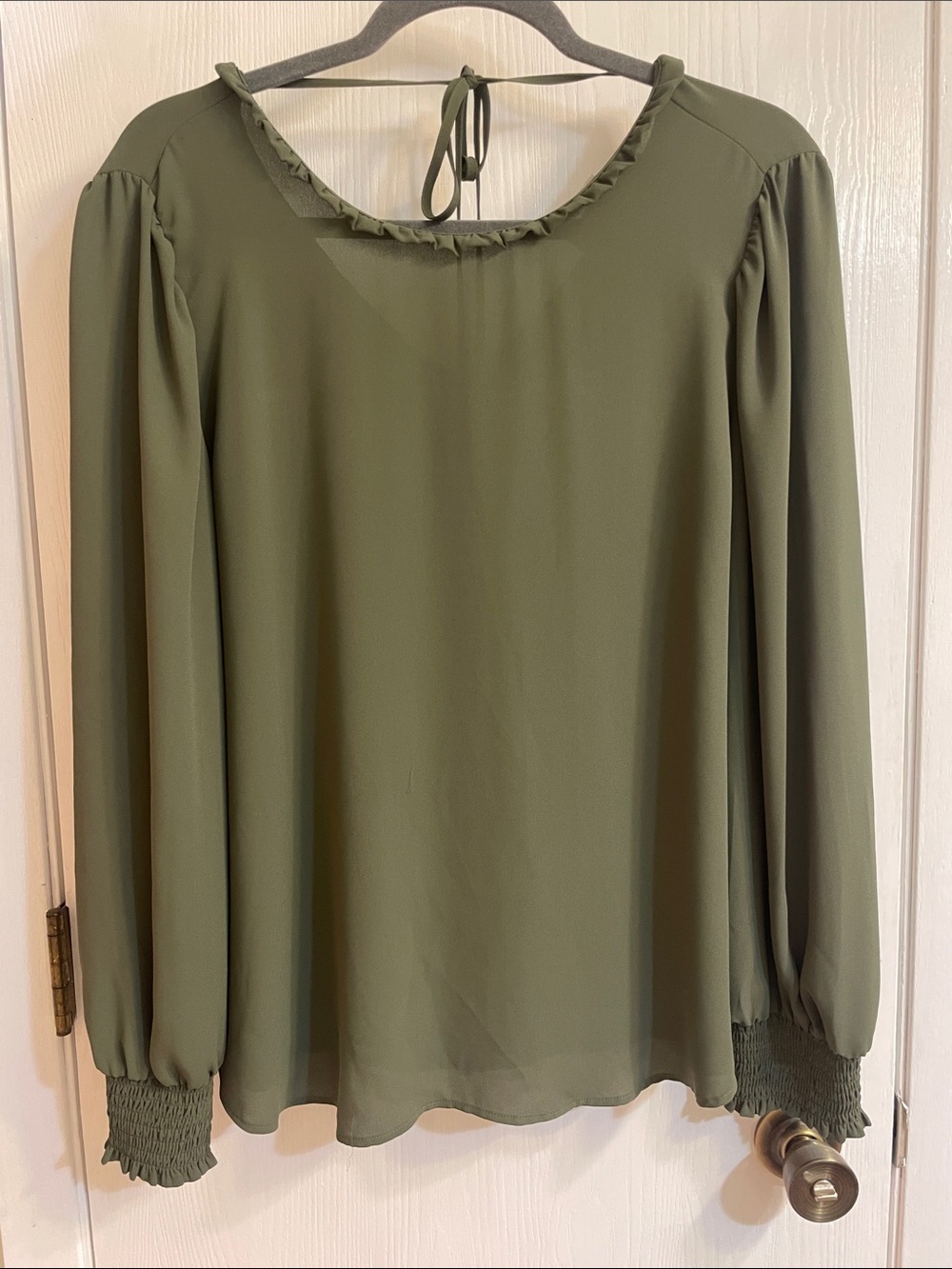 Ann Taylor LOFT Green Long Sleeve Blouse